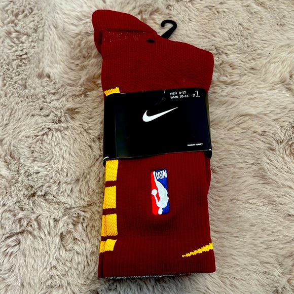 Nike NBA Authentics Socks Quick Grip XL Player Team CALF LENGTH PSK654-677 - Picture 1 of 2